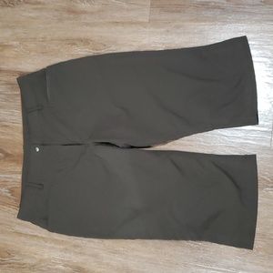 (16) MEC Mountain Equipment CO-OP Capri Hiking Outdoor Camping